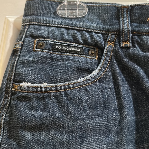 Dolce &Gabbaba denim skirt. Size 40 equals size us 4 - Picture 3 of 7